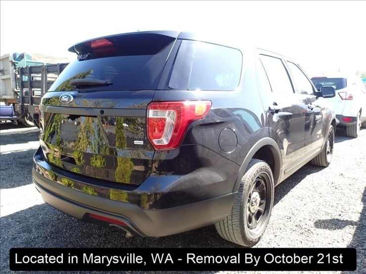 2017-ford-explorer-image-10
