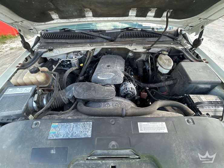 2006-gmc-sierra-2500-image-8