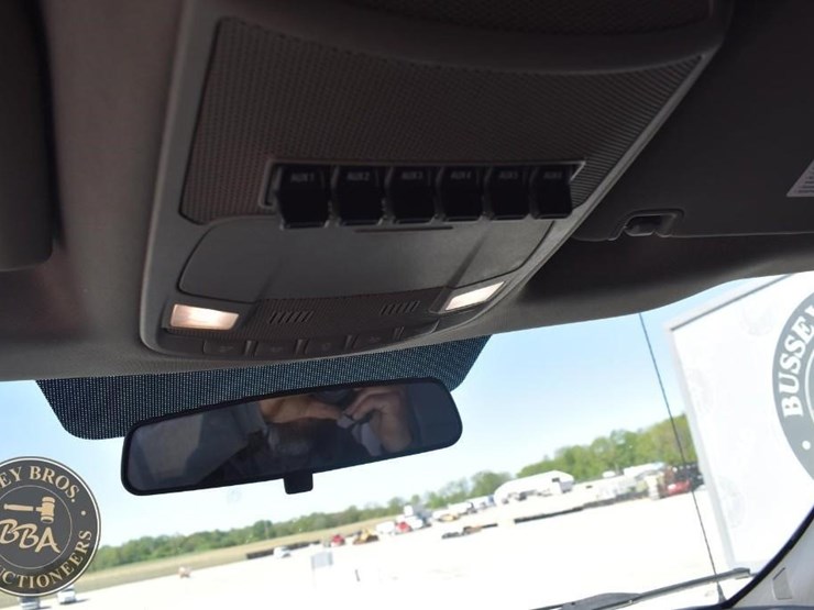2017-ford-f550-xl-image-26