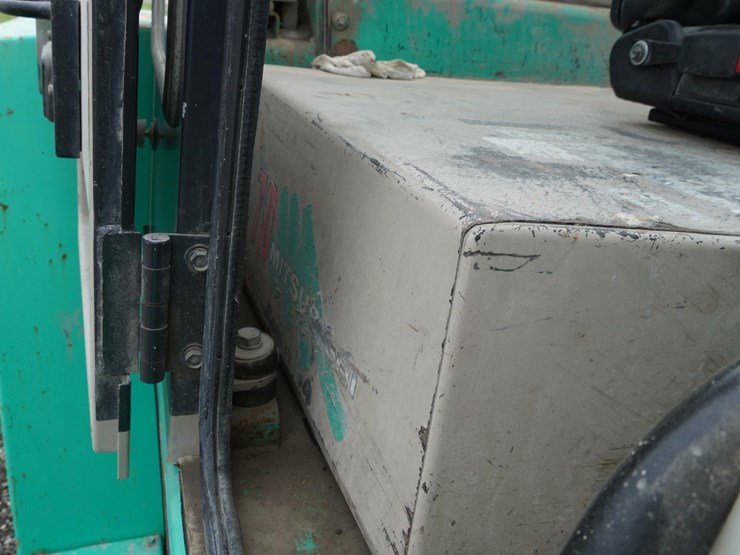 mitsubishi-fd70-image-29