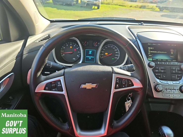2015-chevrolet-equinox-image-18