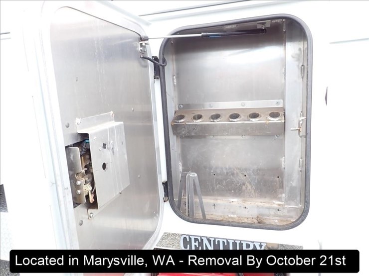 2005-peterbilt-379-image-55