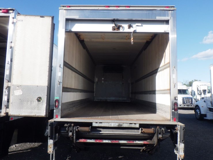 2018-international-durastar-4300-image-6