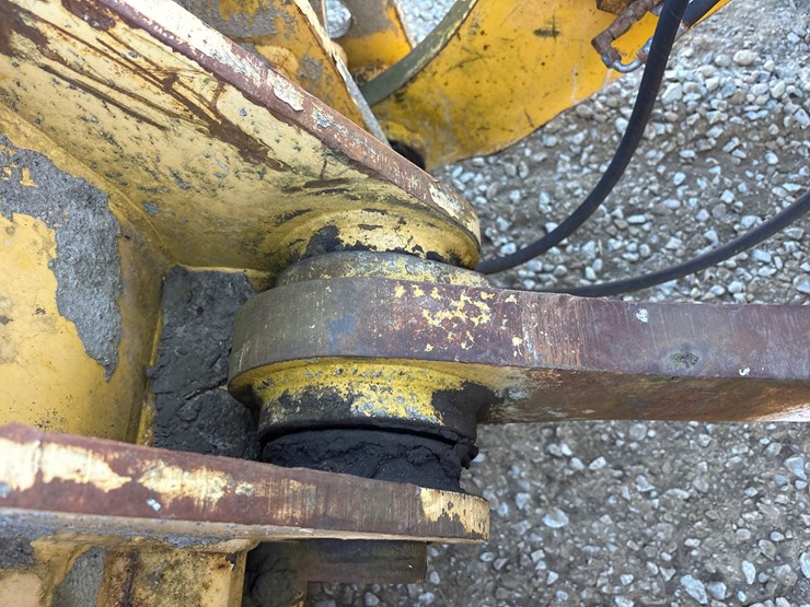 new-holland-190-image-14