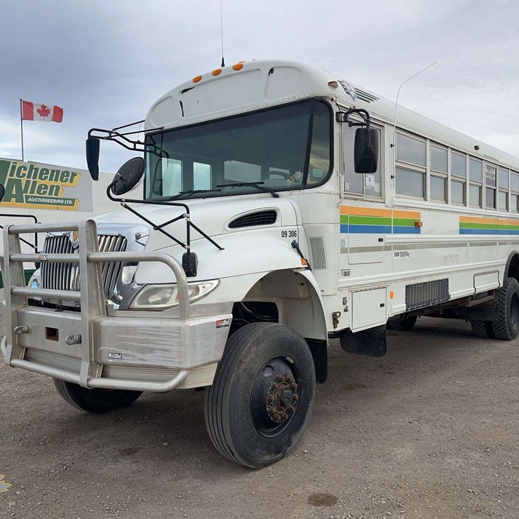 2009 IC BUS CE
