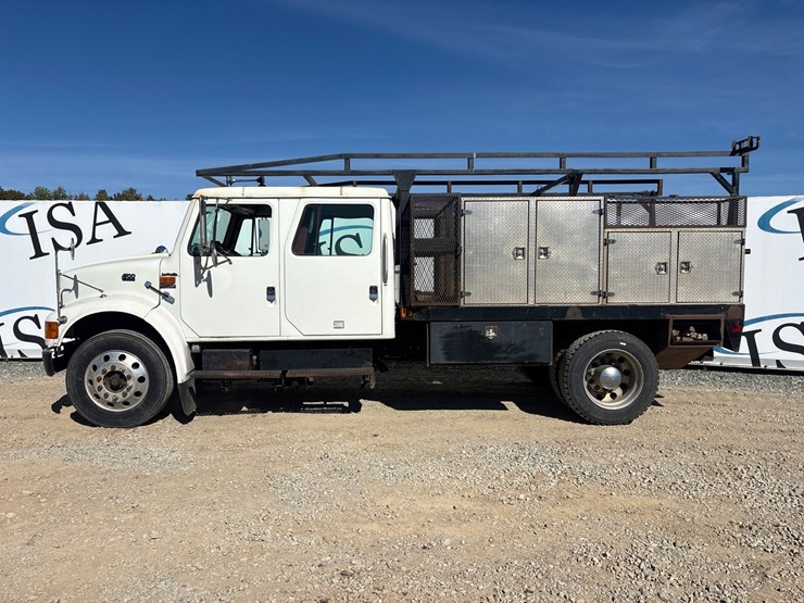 2000-international-4700-image-2