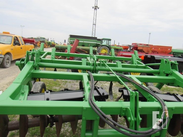 john-deere-1710-image-5