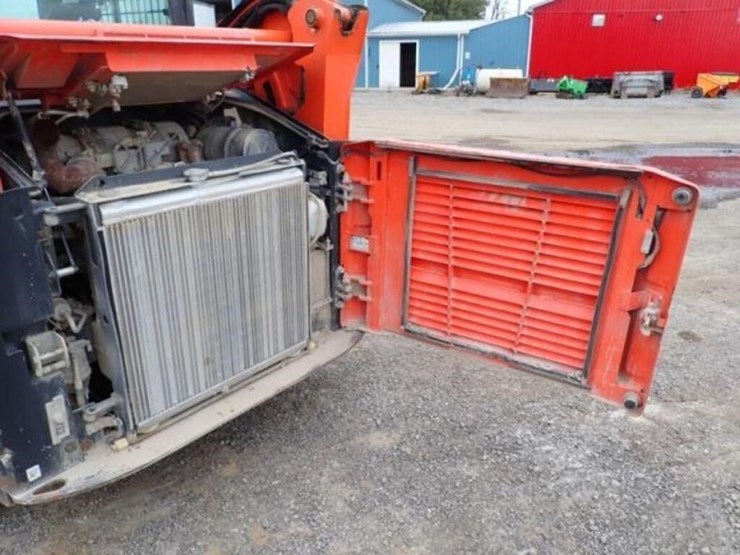2023-kubota-svl65-2-image-47