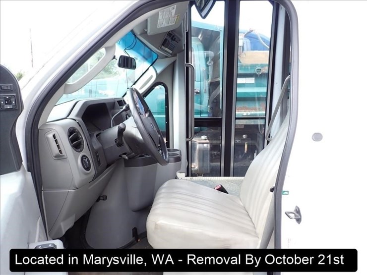 2012-ford-e350-image-4