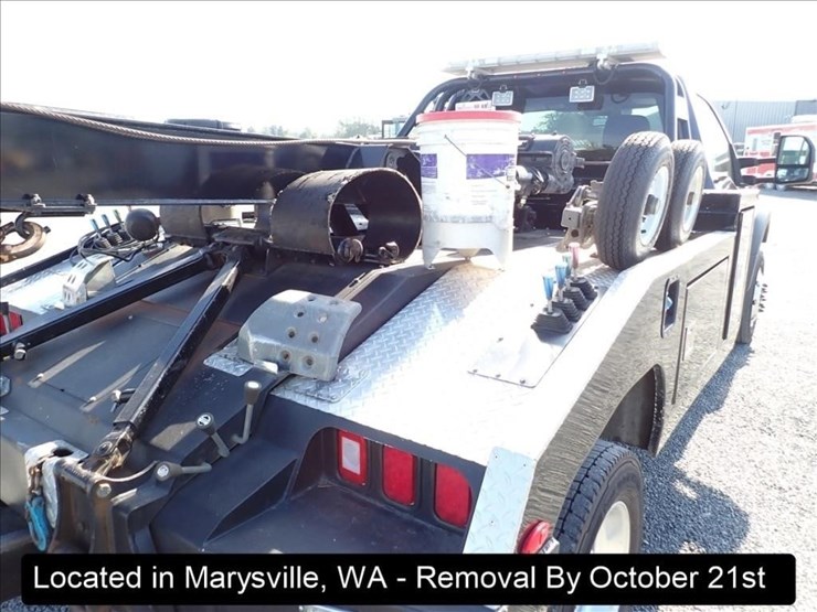 2020-ford-f550-image-2