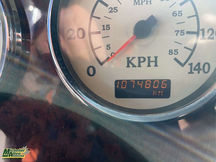 2011-international-9900i-image-21