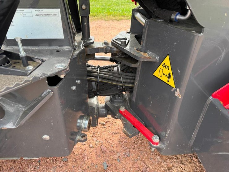 2024-new-holland-ml12t-image-32