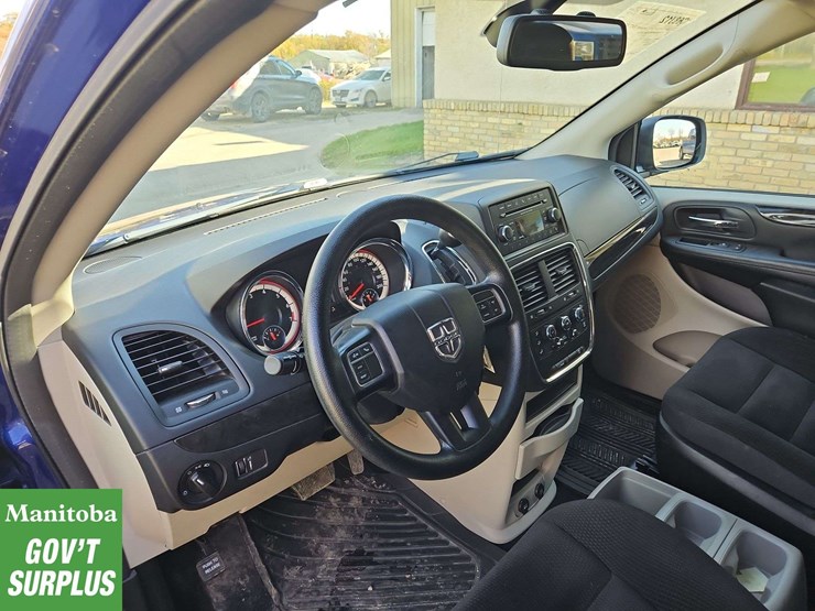 2018-dodge-grand-caravan-image-17