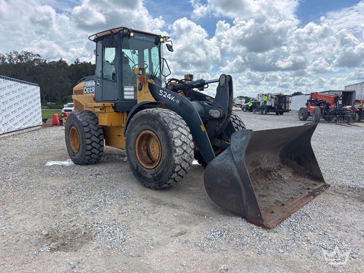 2017-deere-524k-image-2