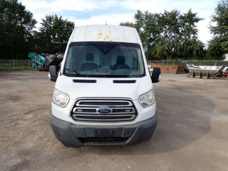 2016-ford-transit-image-2