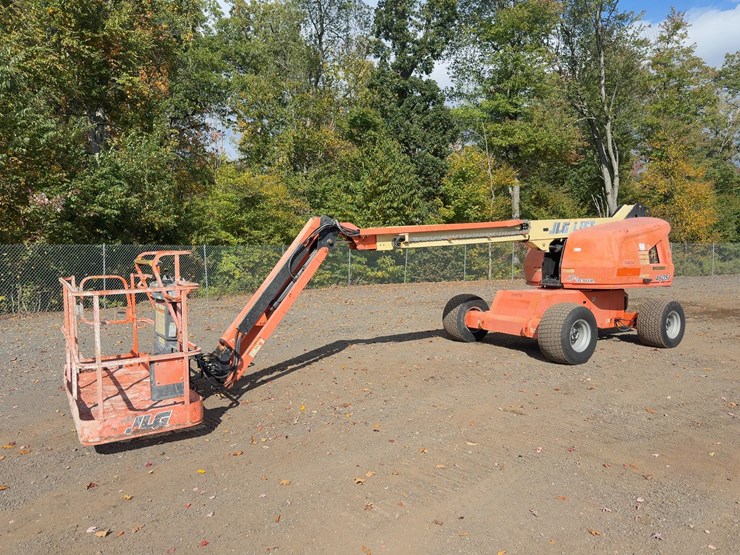 2018-jlg-460sj-image-1