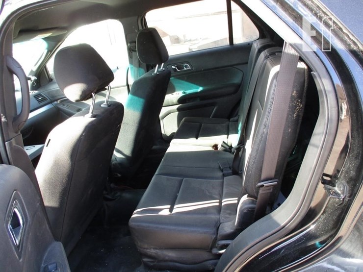 2014-ford-explorer-image-8