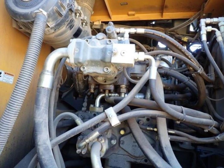 2018-liebherr-lh40c-litronic-image-65