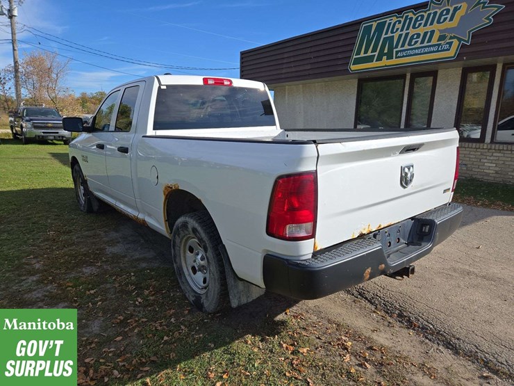 2013-dodge-1500-image-3