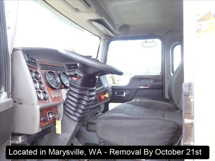 2008-kenworth-t300-image-15