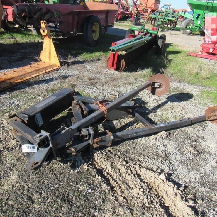 JOHN DEERE 750