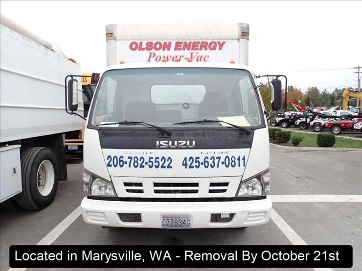 2006-isuzu-npr-image-21