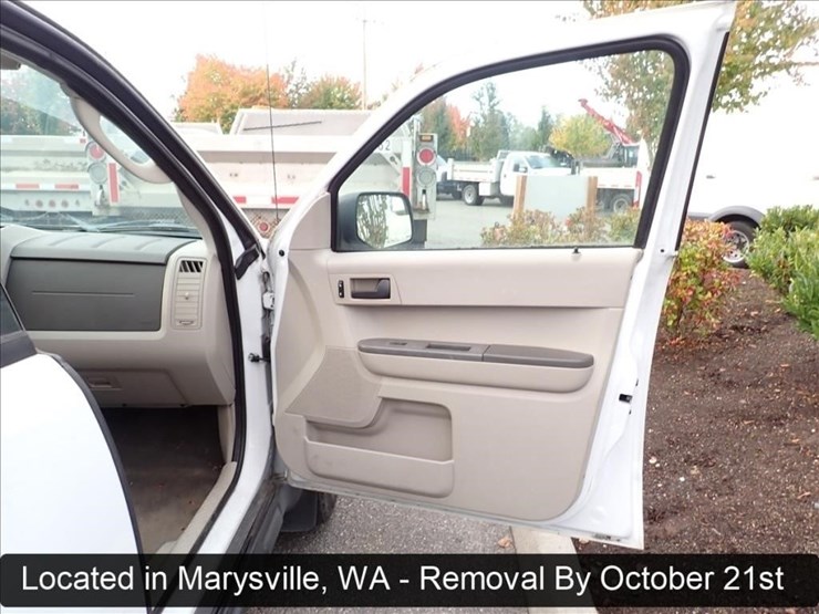 2012-ford-escape-image-9