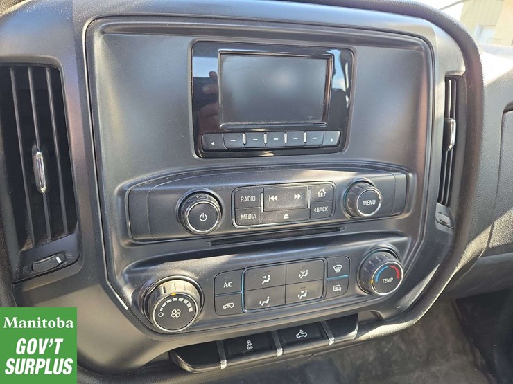 2014-chevrolet-silverado-1500-image-18