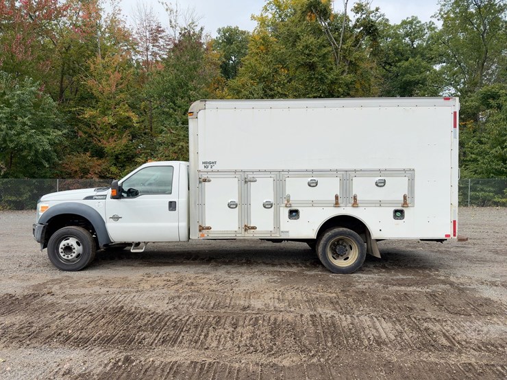 2016-ford-f550-xl-image-2