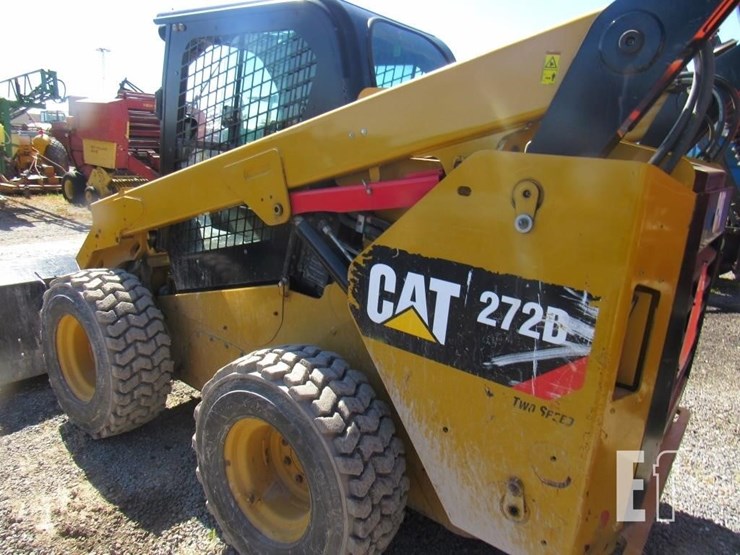 2014-caterpillar-272d-image-14