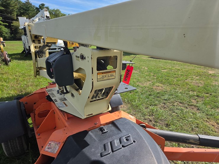 2008-jlg-t500j-image-23
