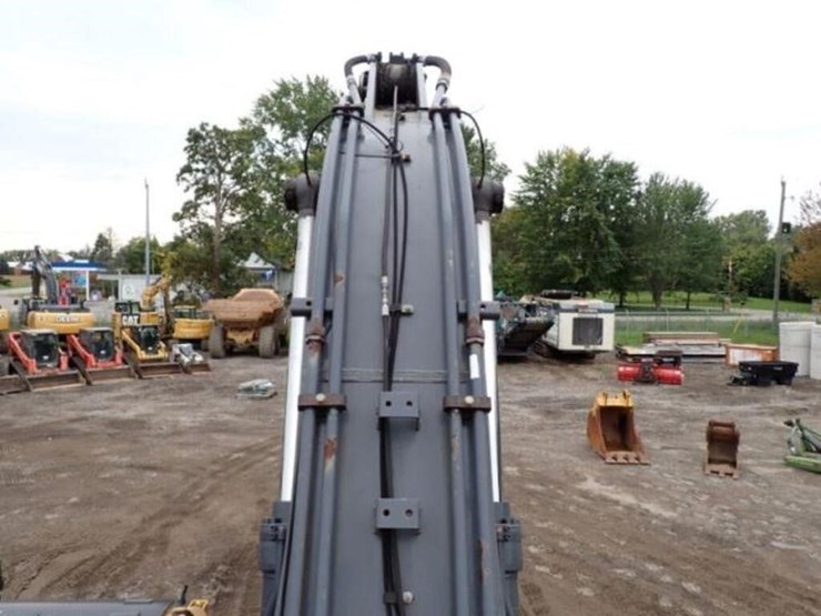 2012-deere-350g-lc-image-73