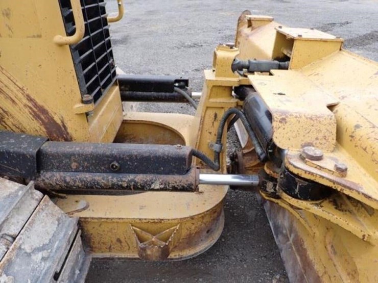 2013-caterpillar-d6n-xl-image-38