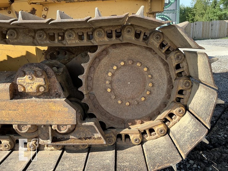 2005-deere-700h-lgp-image-9