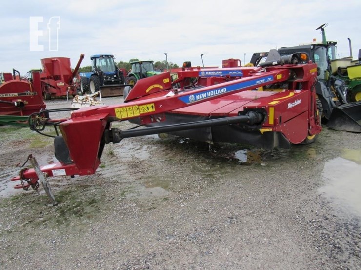 2019-new-holland-210-image-1