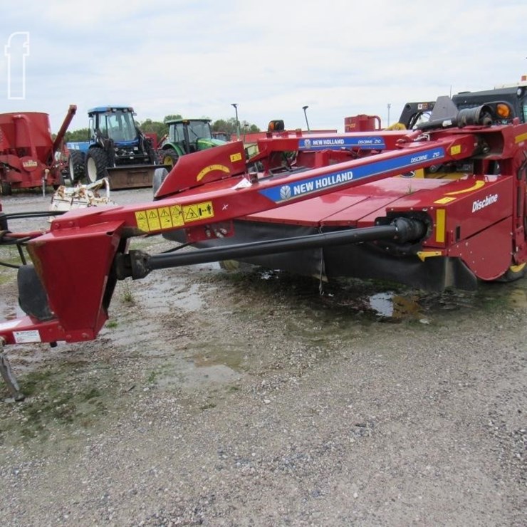 2019 NEW HOLLAND 210