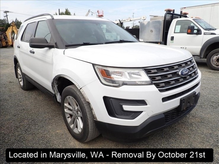 2016-ford-explorer-image-14