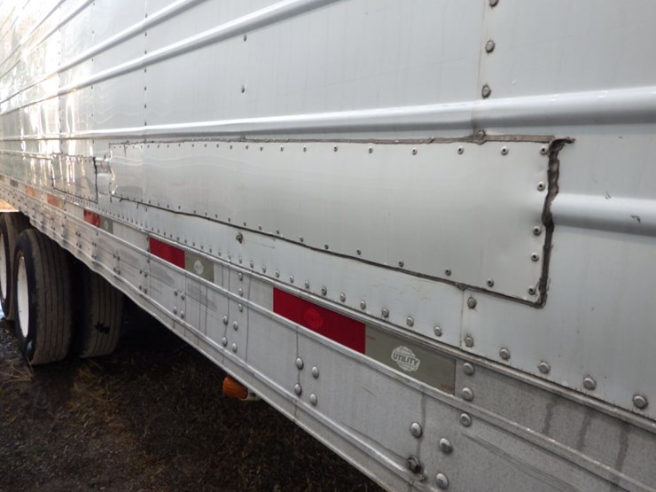 2012-utility-reefer-image-11
