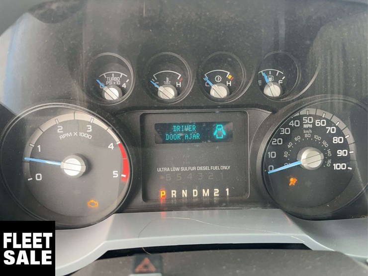 2011-ford-f550-image-16