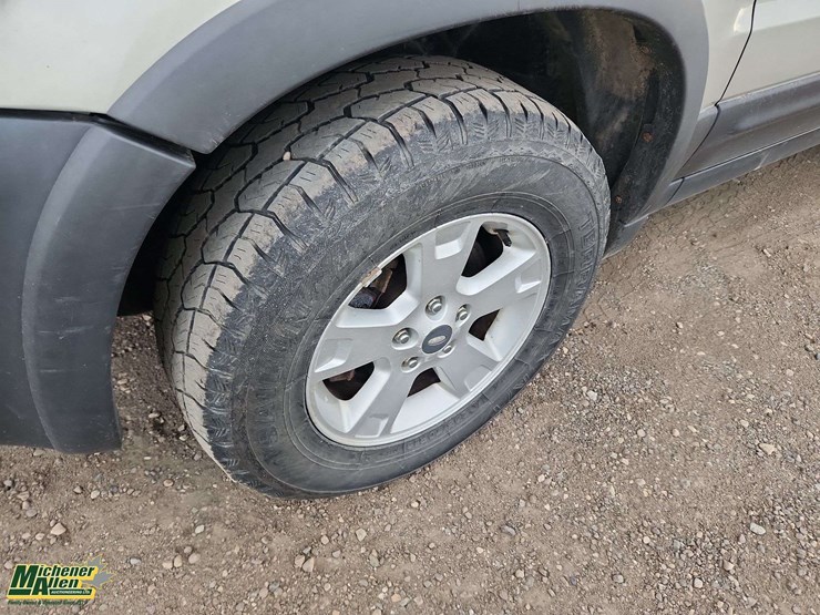 2006-ford-escape-image-18