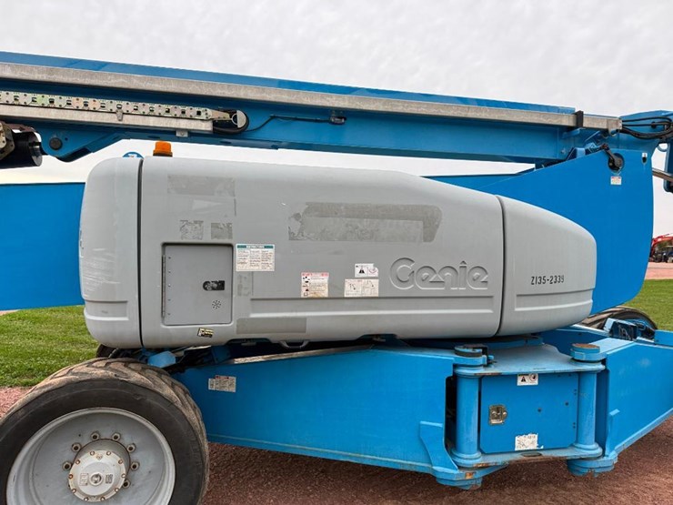 genie-zx135/70-image-34