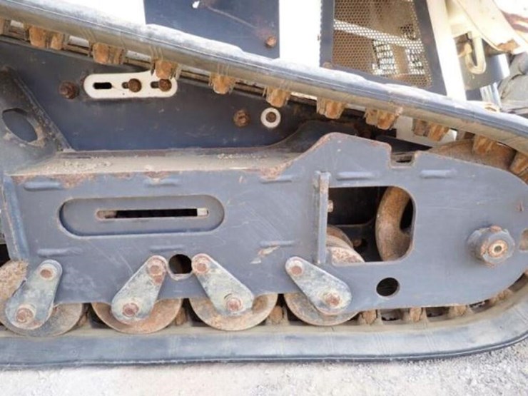 2014-bobcat-mt55-image-30