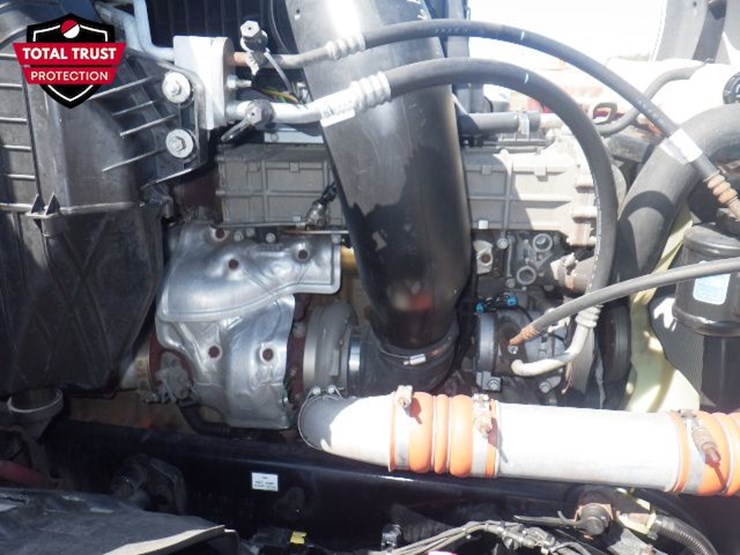 2022-freightliner-cascadia-126-image-22