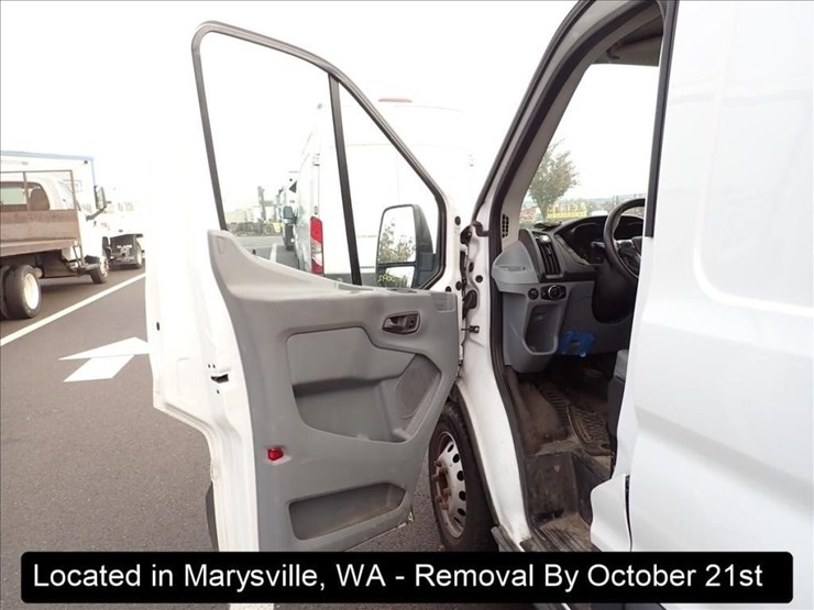 2016-ford-transit-image-17