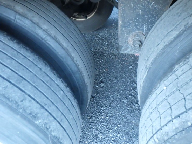 2012-utility-3000r-image-17
