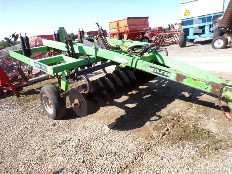 deutz-allis-1500-image-1