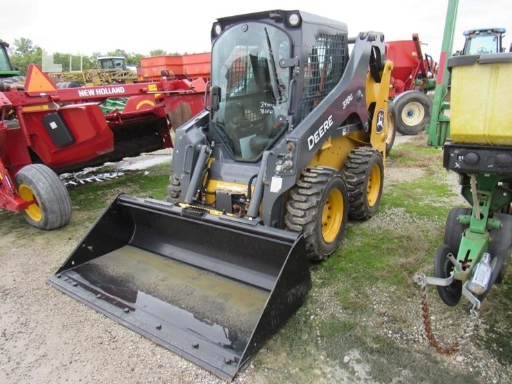 2023-deere-318g-image-1