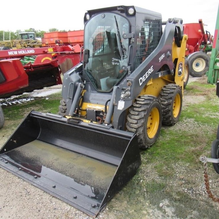 2023 DEERE 318G