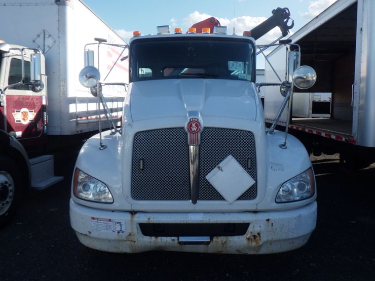2014-kenworth-t370-image-2