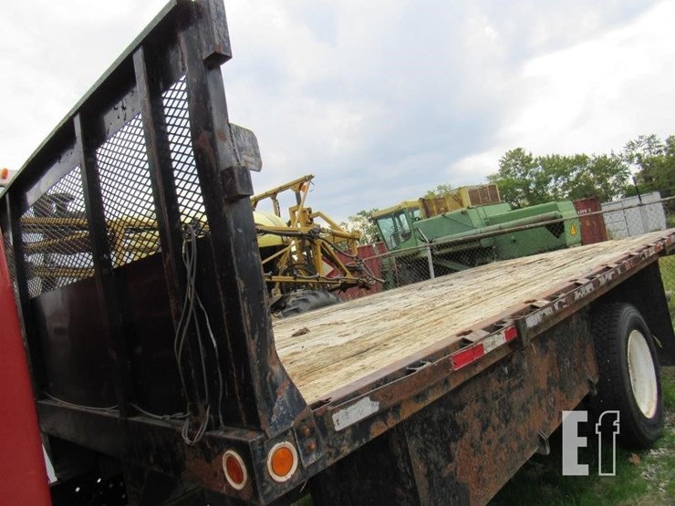 2005-international-durastar-4300-image-3